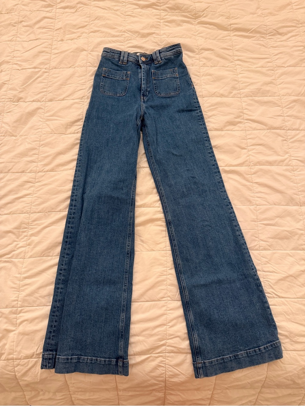 & Other Stories flare jeans 34